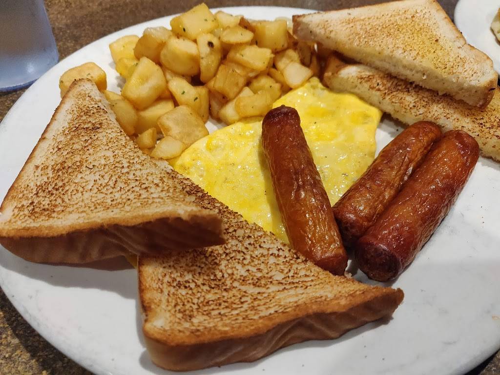 Broadway Bar & Grill | restaurant | 1896 Prince of Wales Dr, Nepean, ON K2C 3J7, Canada | 6132247004 OR +1 613-224-7004