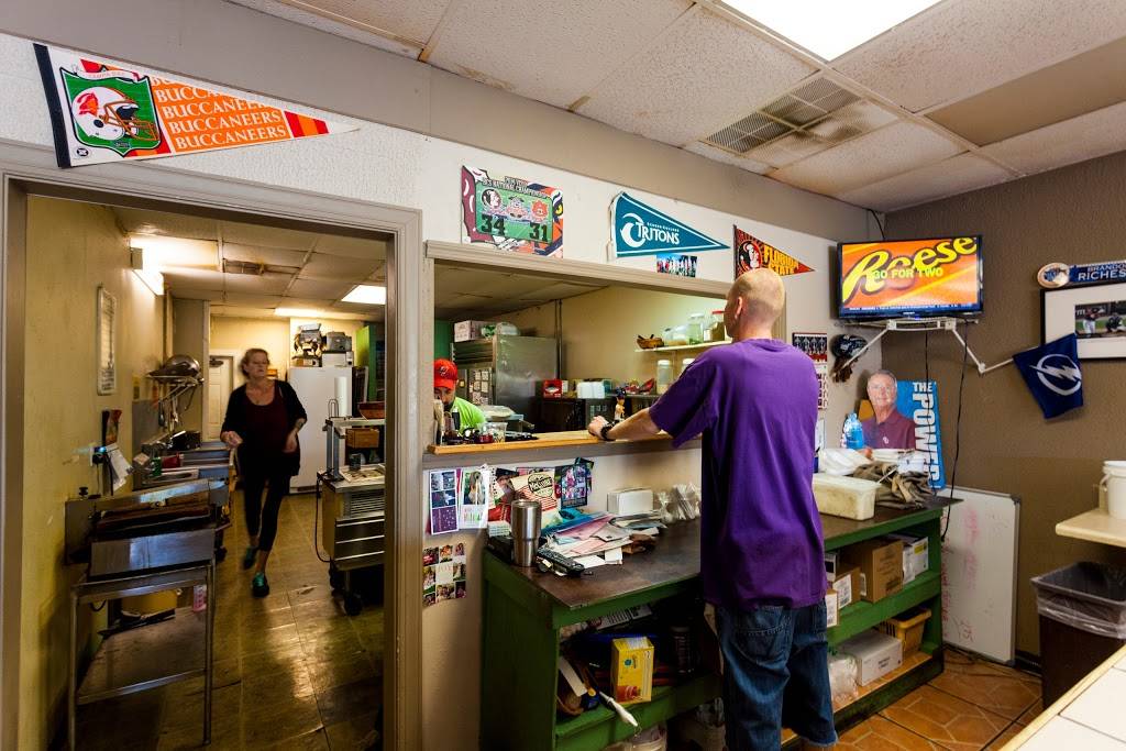 Big Steins Deli | restaurant | 9001 4th St N, St. Petersburg, FL 33702, USA | 7275780548 OR +1 727-578-0548