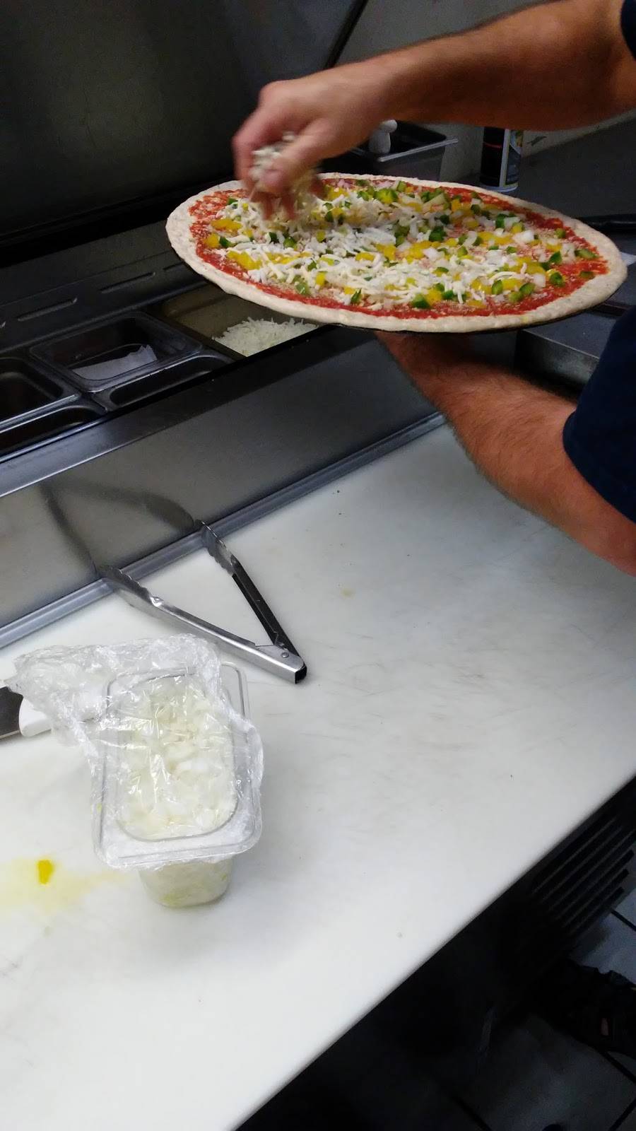 Marias Grill | restaurant | 1000 Grosscup Ave, Dunbar, WV 25064, USA | 3047669804 OR +1 304-766-9804