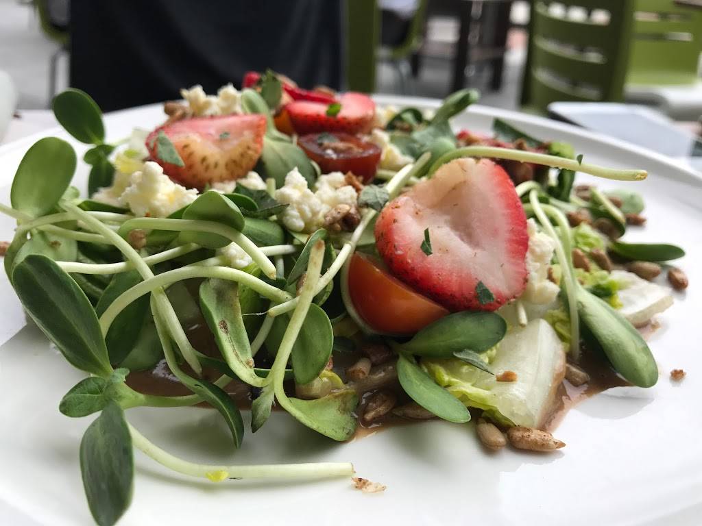 Barrel & Bushel | restaurant | 7901 Tysons One Pl, Tysons, VA 22102, USA | 7038486340 OR +1 703-848-6340