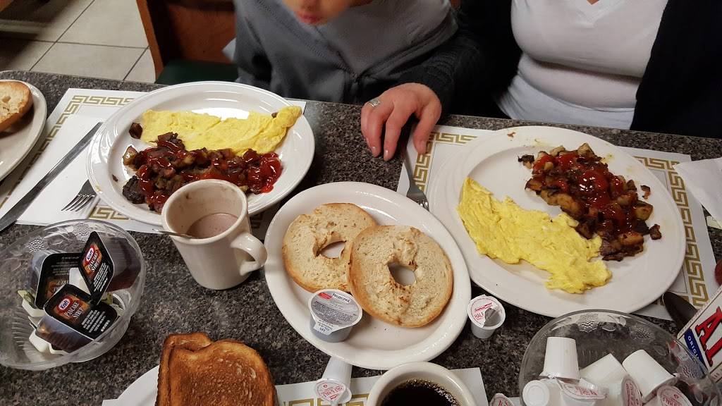 Kizls Restaurant | restaurant | 2014 West St, Southington, CT 06489, USA | 8606288349 OR +1 860-628-8349