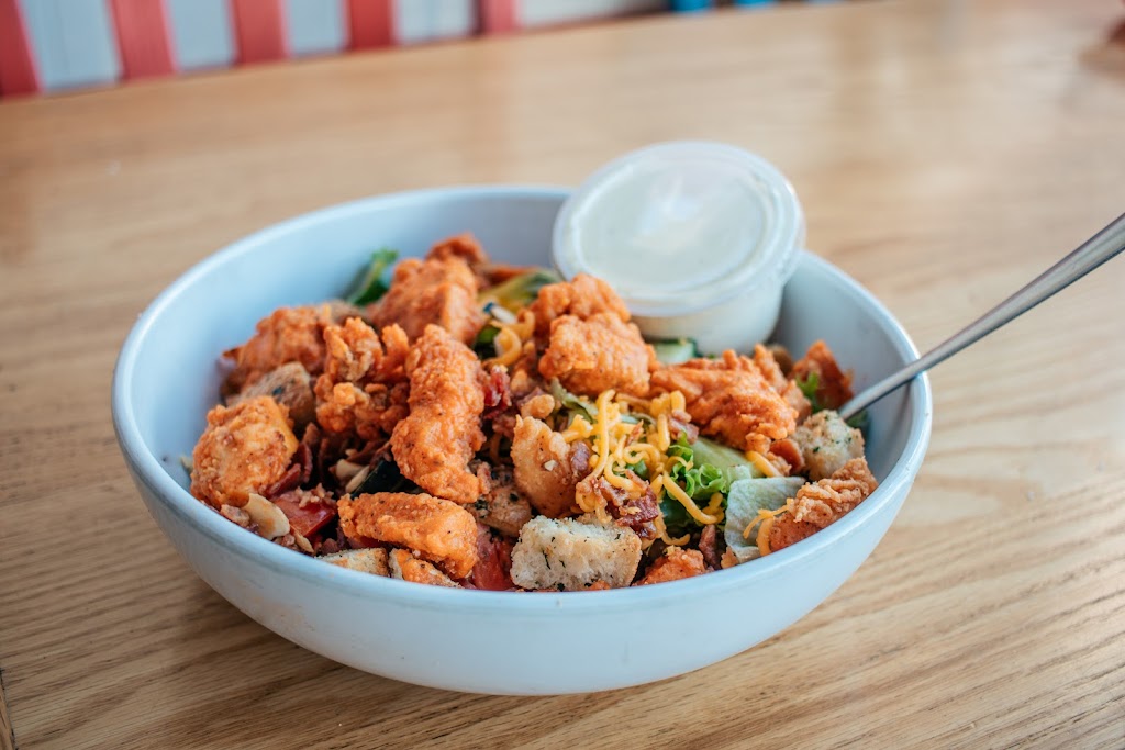 Waldos Chicken & Beer | restaurant | 6400 Charlotte Pike, Nashville, TN 37209, USA | 6153142829 OR +1 615-314-2829