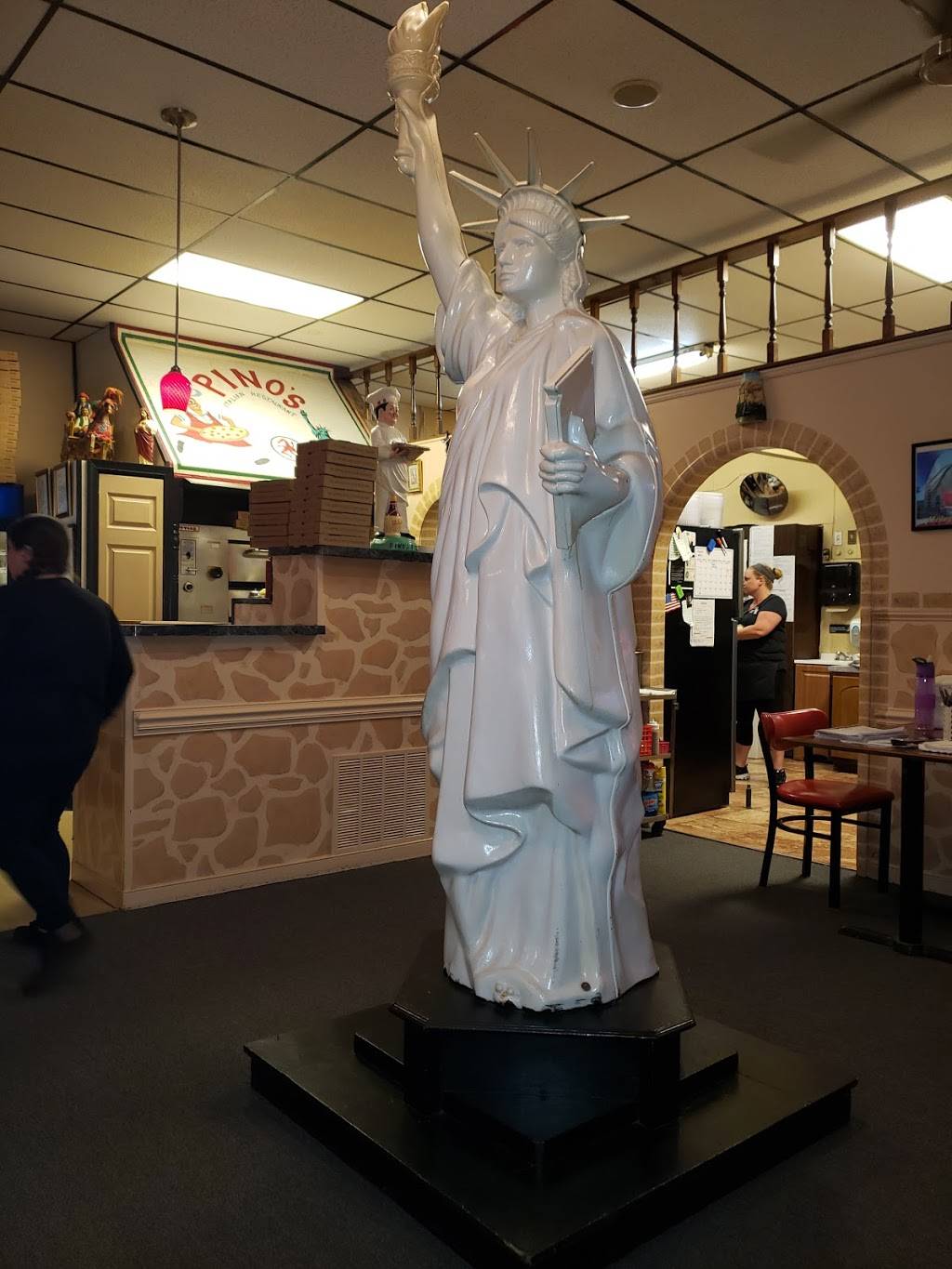 Pinos Pizza | restaurant | 4112 Meadowdale Blvd, Richmond, VA 23234, USA | 8042750568 OR +1 804-275-0568