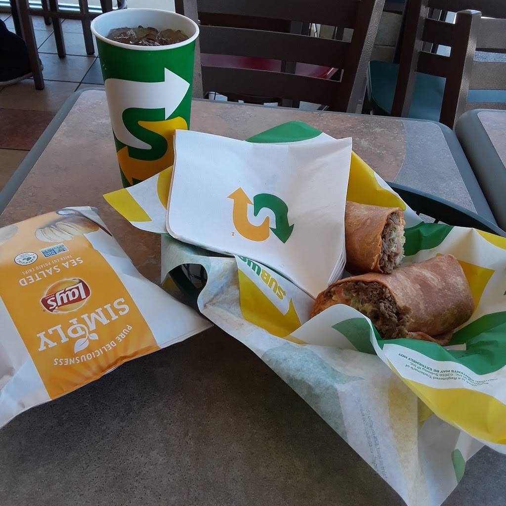 Subway Restaurants | restaurant | 11726 I-35 #102, San Antonio, TX 78233, USA | 2105990153 OR +1 210-599-0153