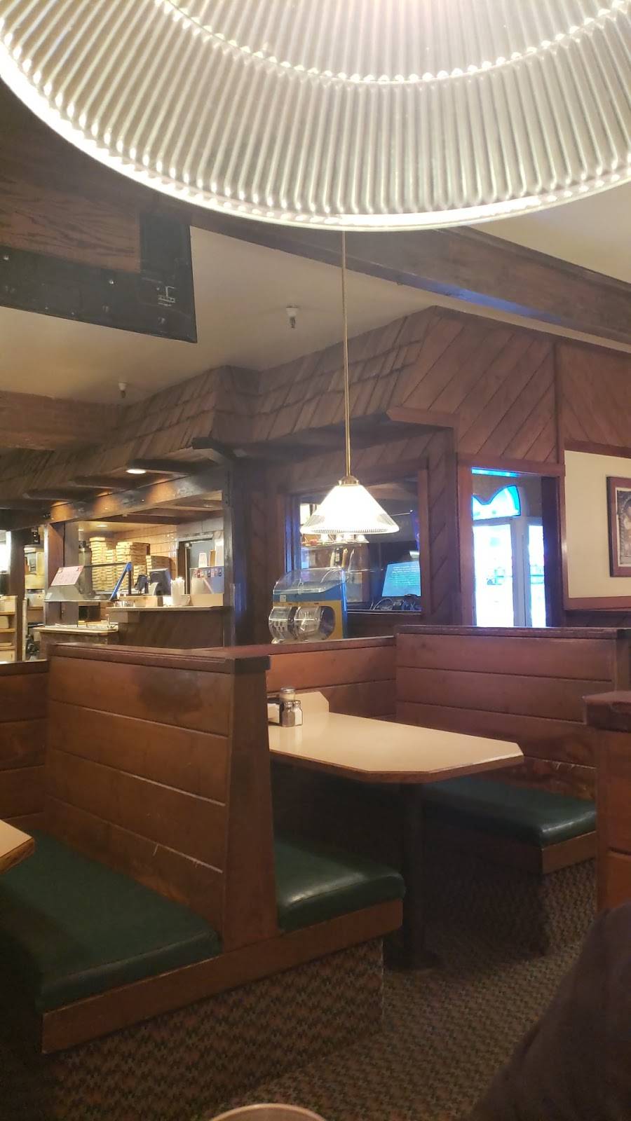 Round Table Pizza | meal delivery | 550 Montecito Center, Santa Rosa, CA 95405, USA | 7075381777 OR +1 707-538-1777