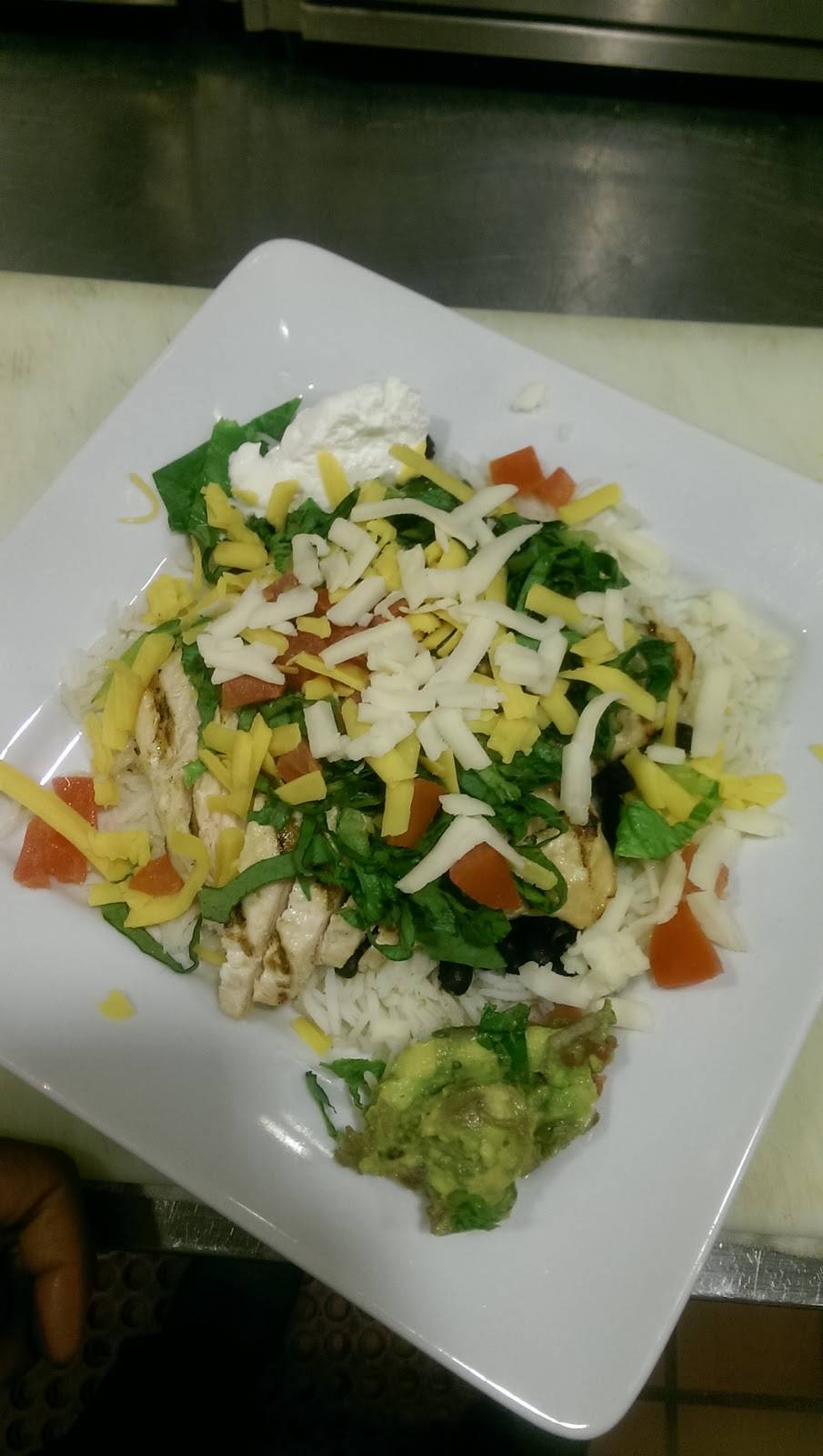 Jumps Restaurant | restaurant | 63 Kercheval Ave, Grosse Pointe, MI 48236, USA | 3138829555 OR +1 313-882-9555