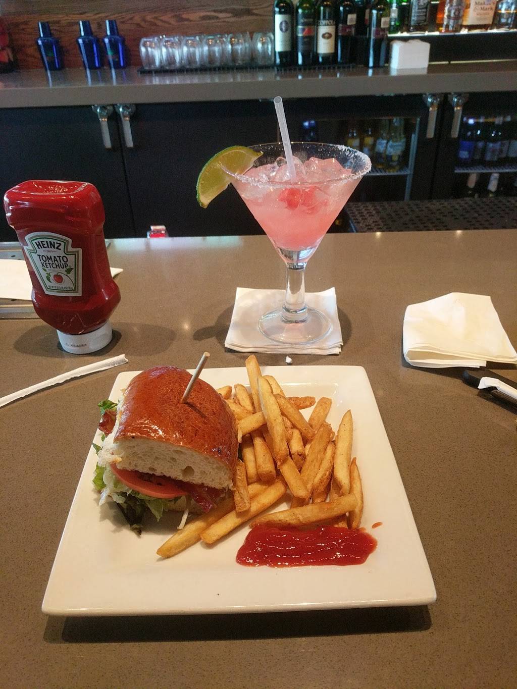 Chilis Grill & Bar | meal takeaway | 1935 S Stemmons Fwy, Lewisville, TX 75067, USA | 9723160932 OR +1 972-316-0932