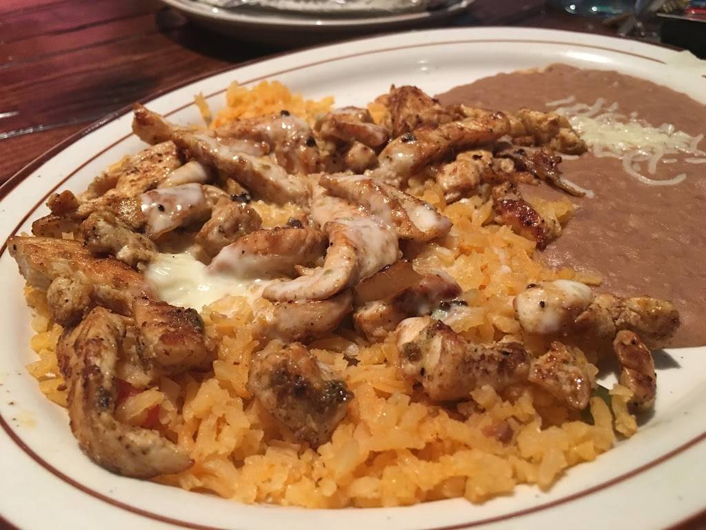 El Cerro Azul | restaurant | 2650 Anderson Hwy, Powhatan, VA 23139, USA | 8045988400 OR +1 804-598-8400