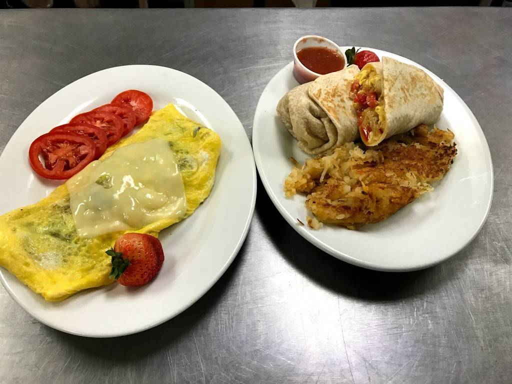 DC Bar & Grill | restaurant | 10440 N Indian Wells Dr, Fountain Hills, AZ 85268, USA | 4808371561 OR +1 480-837-1561