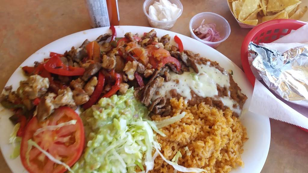 Taqueria Mi Familia | restaurant | 55 Bellam Blvd, San Rafael, CA 94901, USA | 4154579520 OR +1 415-457-9520