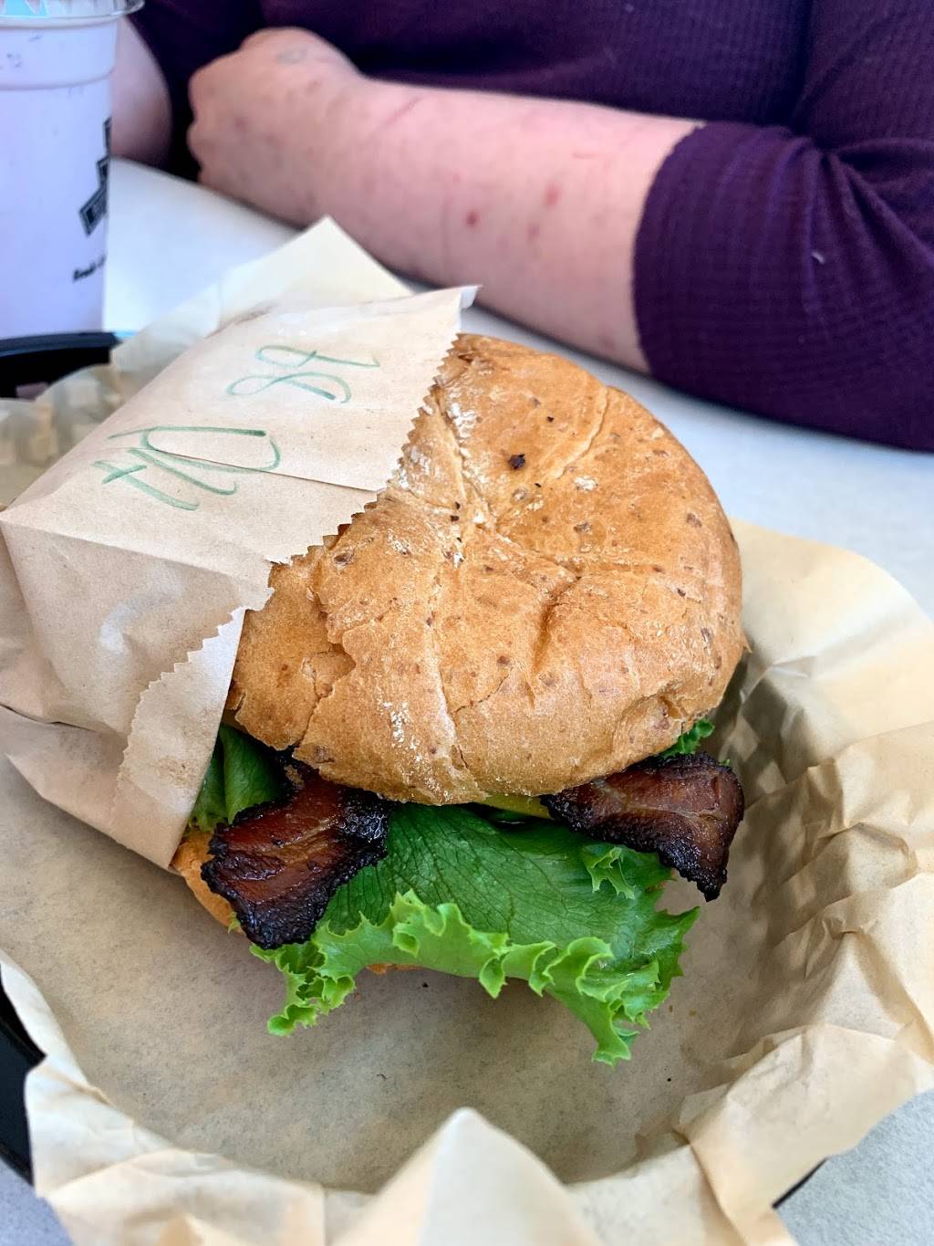 Burgerville | meal takeaway | 9385 SW Allen Blvd, Beaverton, OR 97005, USA | 5032930817 OR +1 503-293-0817