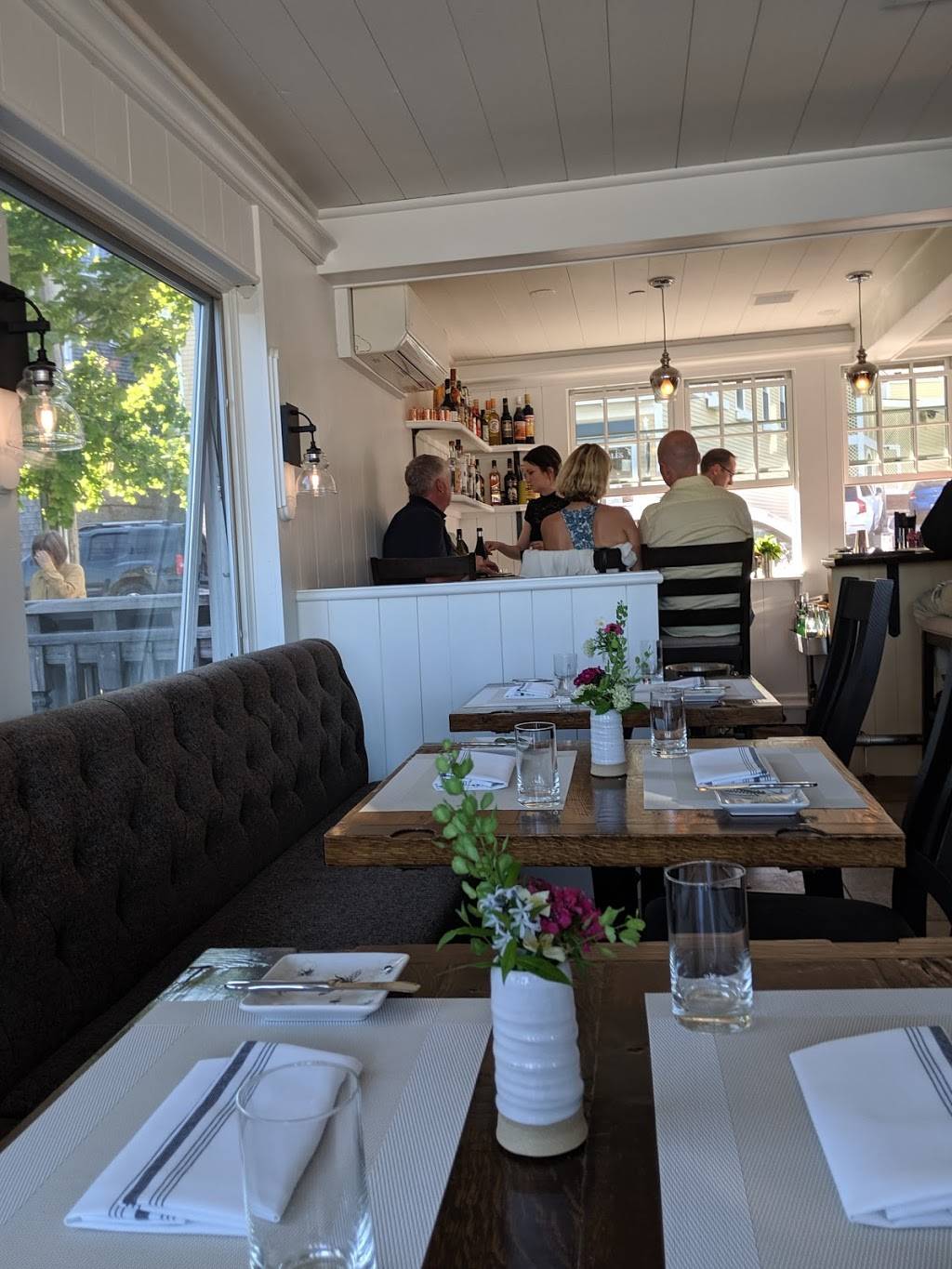Acadia House Provisions | restaurant | 27 Main St, Stonington, ME 04681, USA | 2073672555 OR +1 207-367-2555