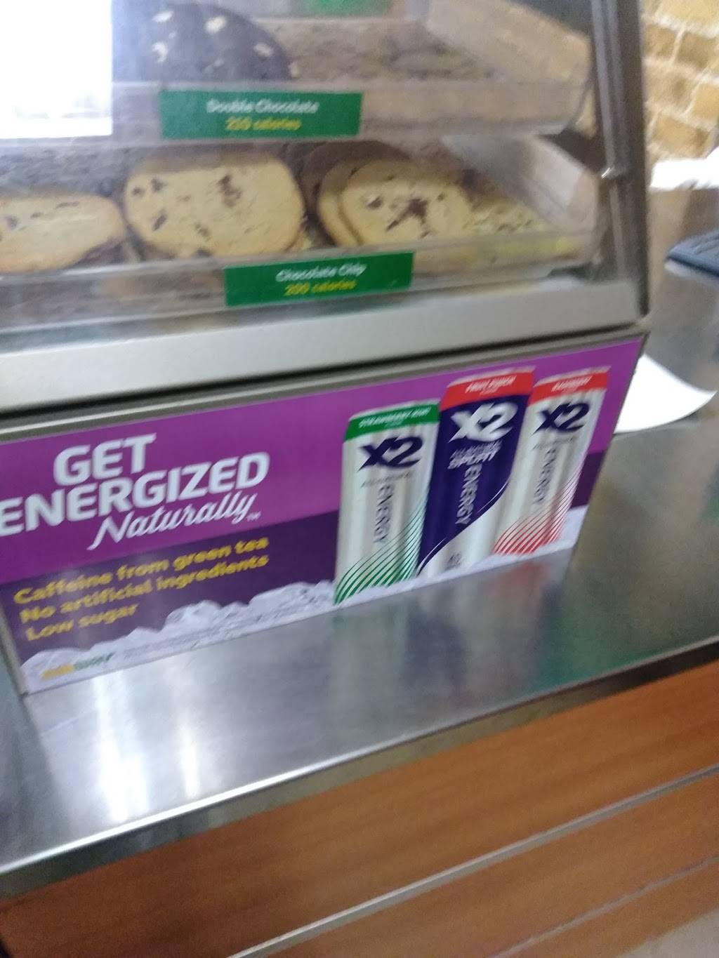 Subway | restaurant | 17 E High St, Oxford, OH 45056, USA | 5132806368 OR +1 513-280-6368