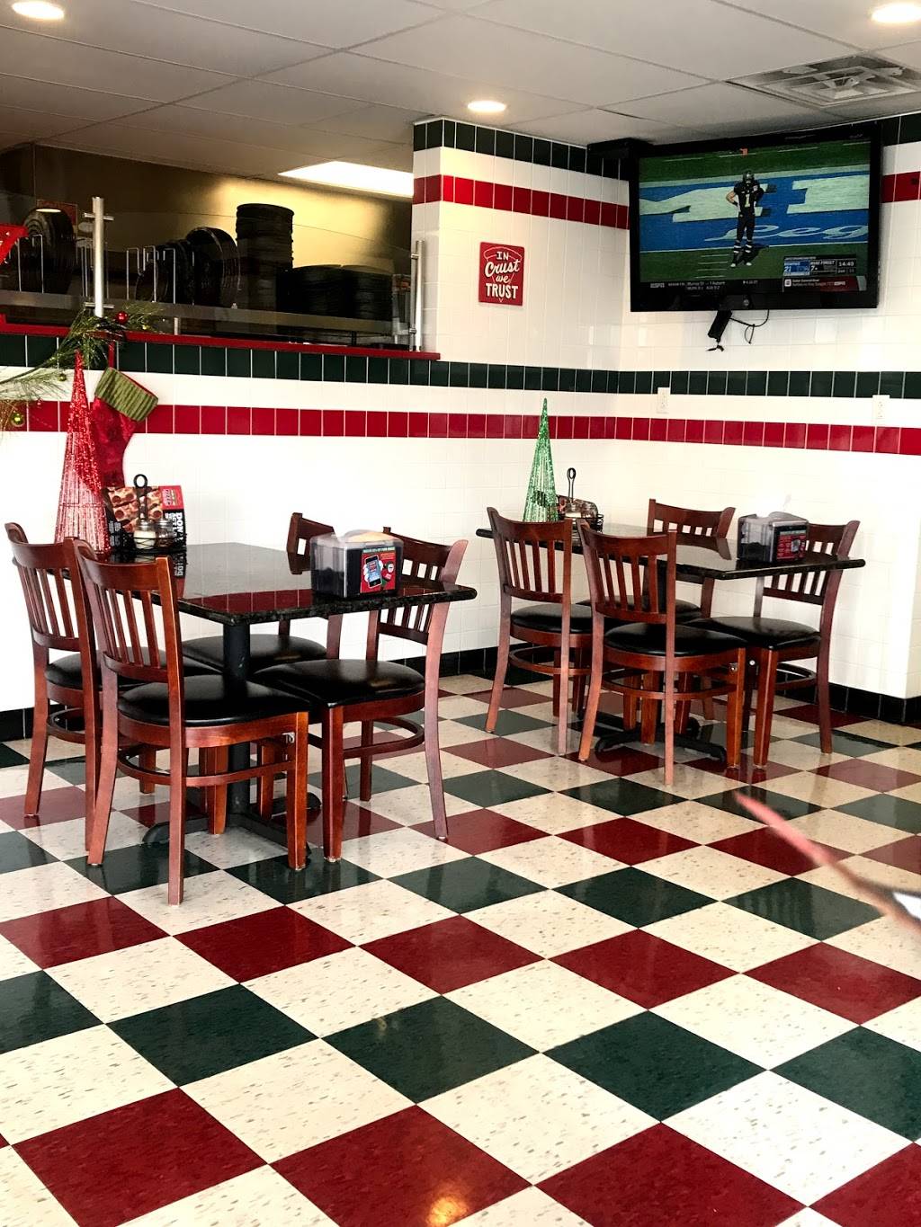 Jets Pizza | meal delivery | 3533 Hampton Ave, St. Louis, MO 63139, USA | 3143510955 OR +1 314-351-0955