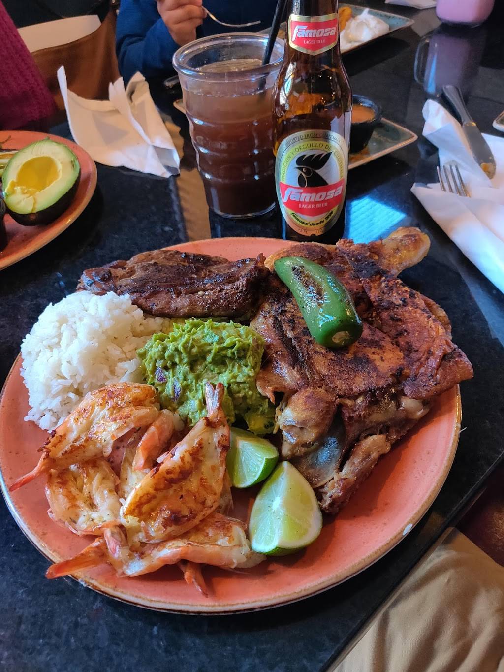 Mi Tierra | restaurant | 585 Moody St, Waltham, MA 02453, USA | 7818945676 OR +1 781-894-5676