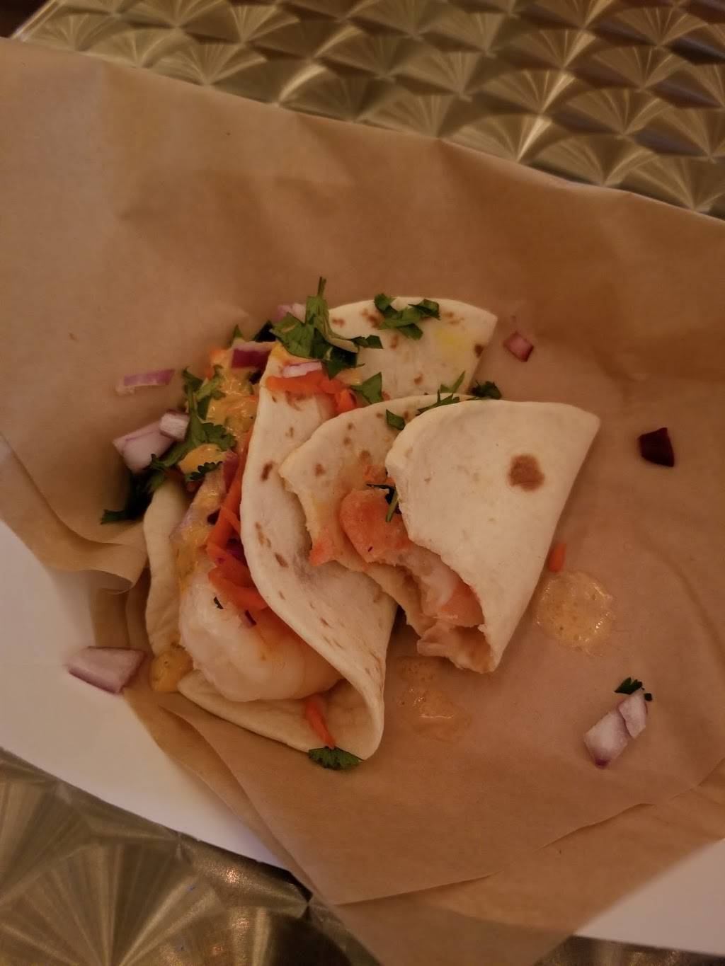 Dandelion Bar + Kitchen | restaurant | 121 W Garro St, Plymouth, IN 46563, USA | 5742769541 OR +1 574-276-9541