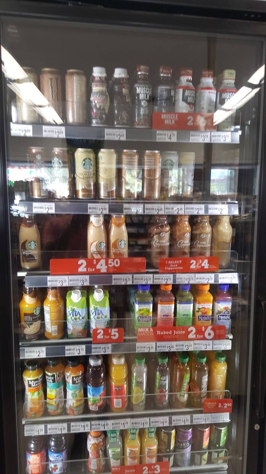 7-Eleven | bakery | 3923 Pioneer Trail, South Lake Tahoe, CA 96150, USA | 5305418711 OR +1 530-541-8711