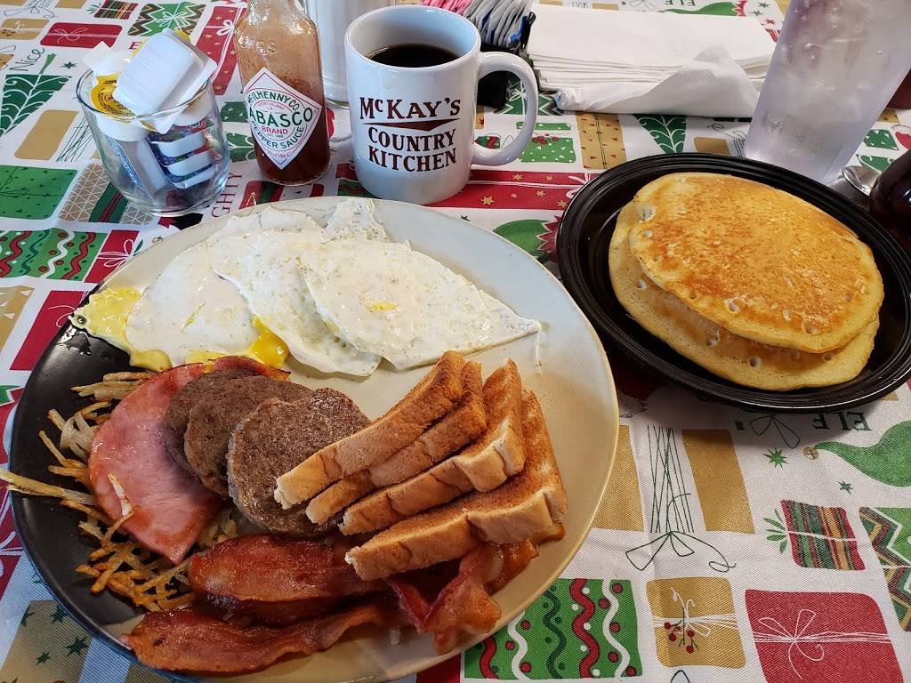 Mckays Country Kitchen & Bbq | restaurant | 1113 Main St, Commerce, TX 75428, USA | 9038866080 OR +1 903-886-6080