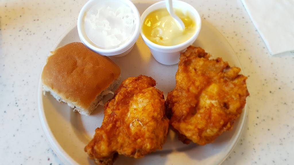 Maryland Fried Chicken | restaurant | 315 S Alexander St, Plant City, FL 33566, USA | 8137529200 OR +1 813-752-9200
