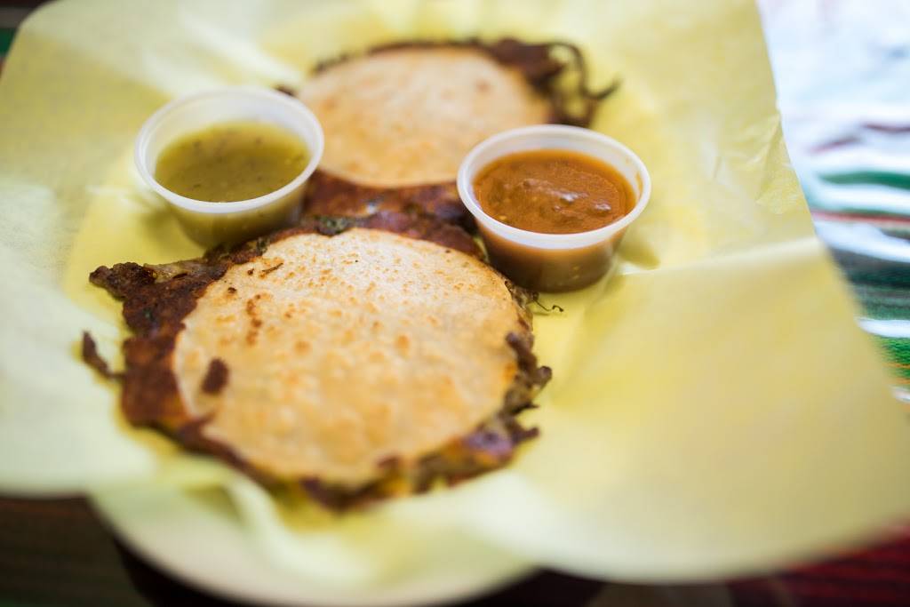 Gus Tacos Mexican Grill | restaurant | 2320 Fletcher Dr, Los Angeles, CA 90039, USA | 2134008775 OR +1 213-400-8775