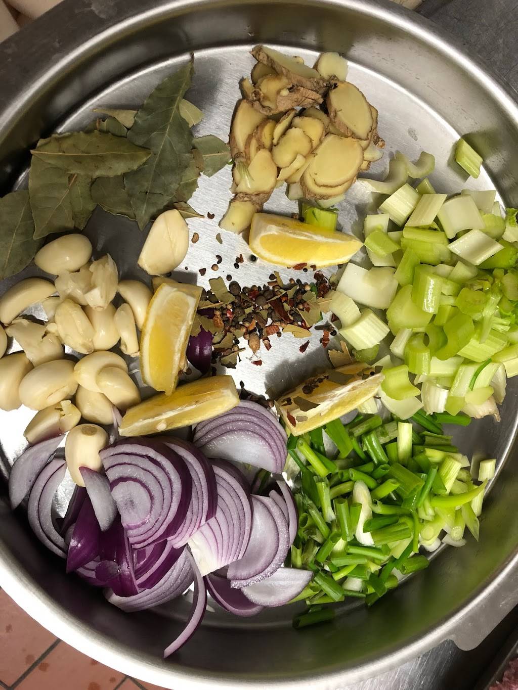 Mr Crab | restaurant | 34-64 Junction Blvd, Jackson Heights, NY 11372, USA | 7187953393 OR +1 718-795-3393