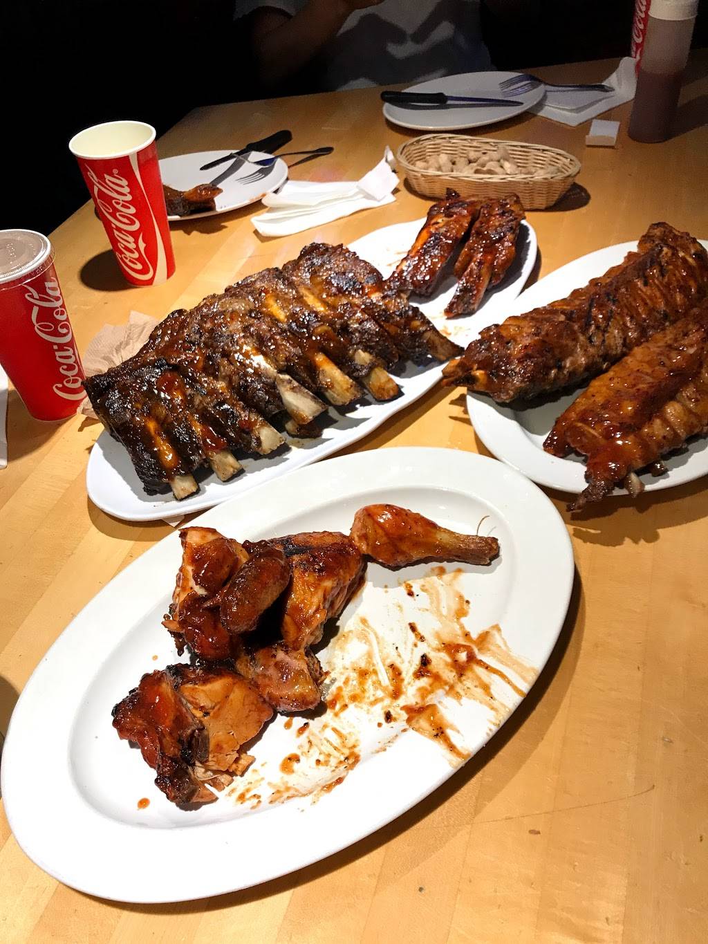 Ribs USA | restaurant | 2711 W Olive Ave, Burbank, CA 91505, USA | 8188418872 OR +1 818-841-8872