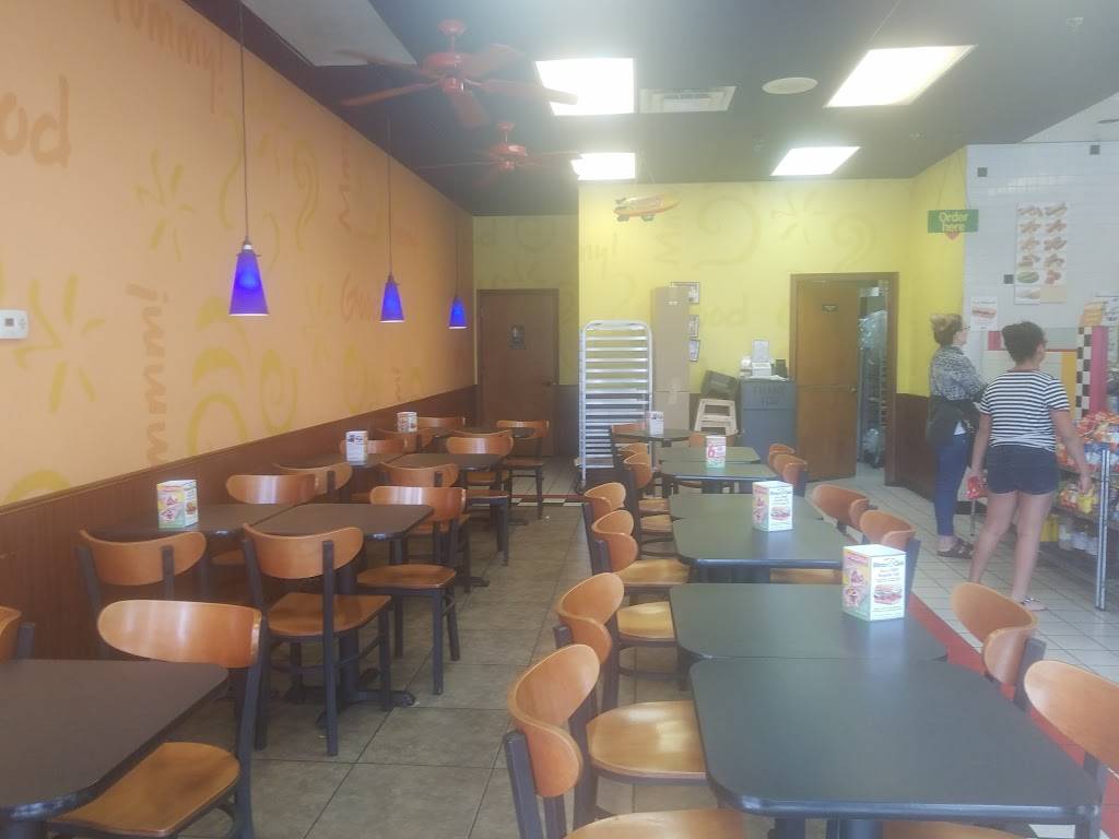 Blimpie | meal delivery | 10645 N Tatum Blvd Ste 400, Phoenix, AZ 85028, USA | 4809222675 OR +1 480-922-2675