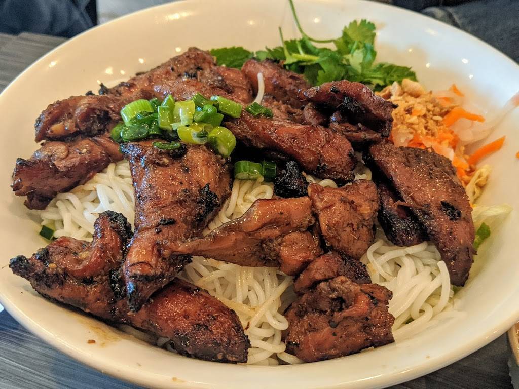 Pho Ben Vietnamese Noodle House & Grill | restaurant | 1912 Wescott Ave Ste. 238, Sugar Land, TX 77479, USA | 2817677070 OR +1 281-767-7070