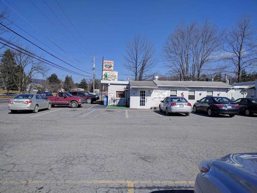 Family & Friends Country | restaurant | 244 E Moorestown Rd, Wind Gap, PA 18091, USA | 6107597477 OR +1 610-759-7477