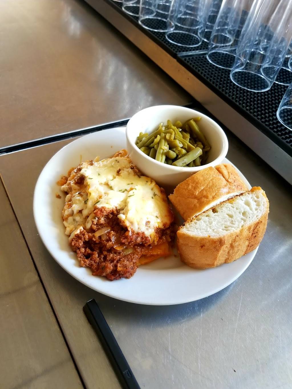 CHUMBLEYS | restaurant | 201 W 8th St, Trenton, MO 64683, USA | 6603395055 OR +1 660-339-5055