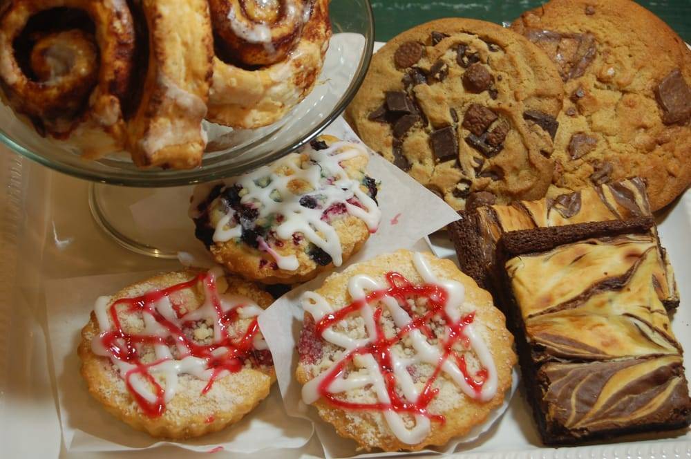 Moose Muck Coffee House | cafe | 25 Parsons St, Colebrook, NH 03576, USA | 6032374677 OR +1 603-237-4677