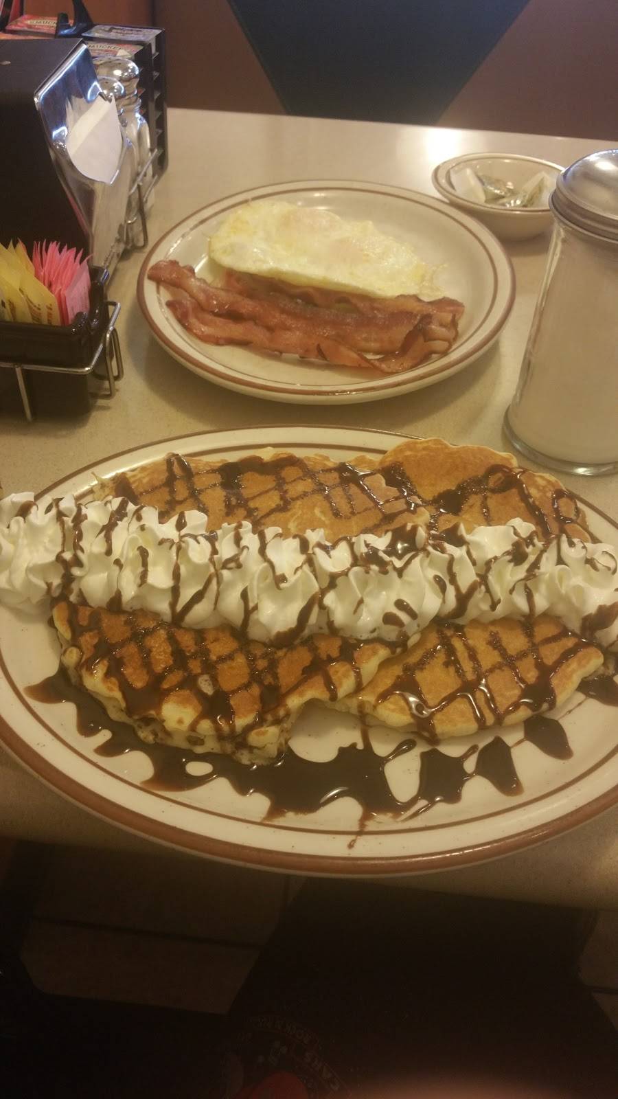 Leos Coney Island | restaurant | 36595 Warren Rd, Westland, MI 48185, USA | 7347216400 OR +1 734-721-6400