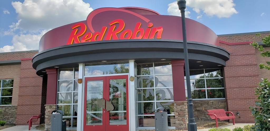 Red Robin Gourmet Burgers and Brews | restaurant | 302 Indian Lake Blvd, Hendersonville, TN 37075, USA | 6158221975 OR +1 615-822-1975