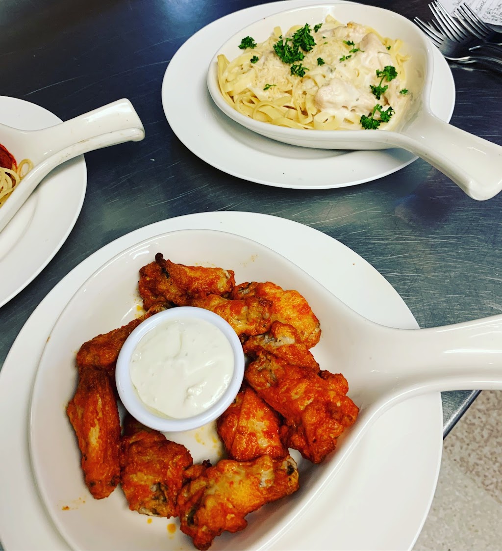 Rizza Pizza | restaurant | 1127 NE Hwy 20, Toledo, OR 97391, USA | 5416350228 OR +1 541-635-0228