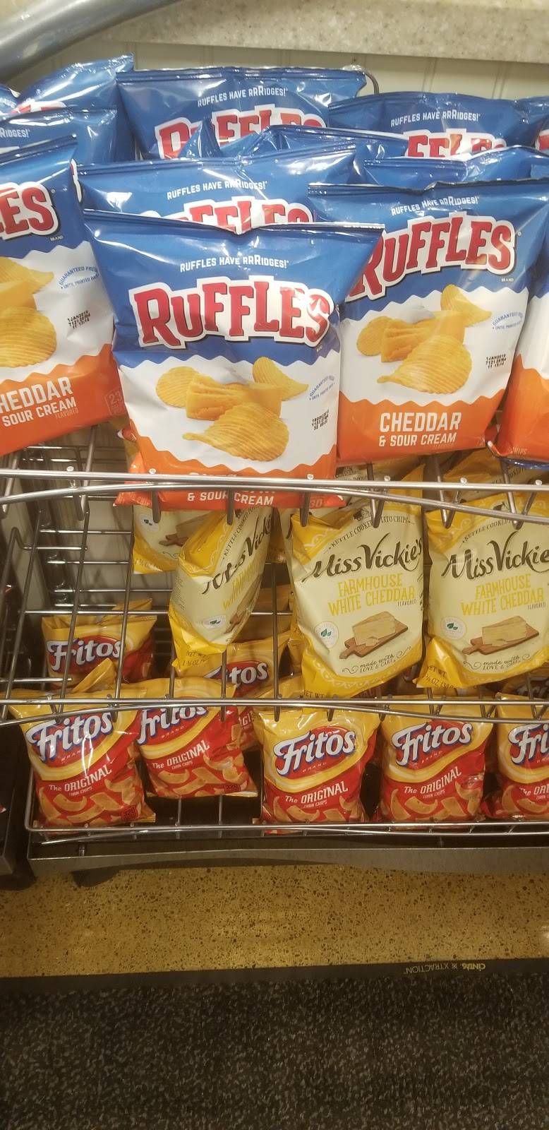 Jersey Mikes Subs | meal takeaway | 127 Bluebell Dr SW, New Philadelphia, OH 44663, USA | 3304406229 OR +1 330-440-6229