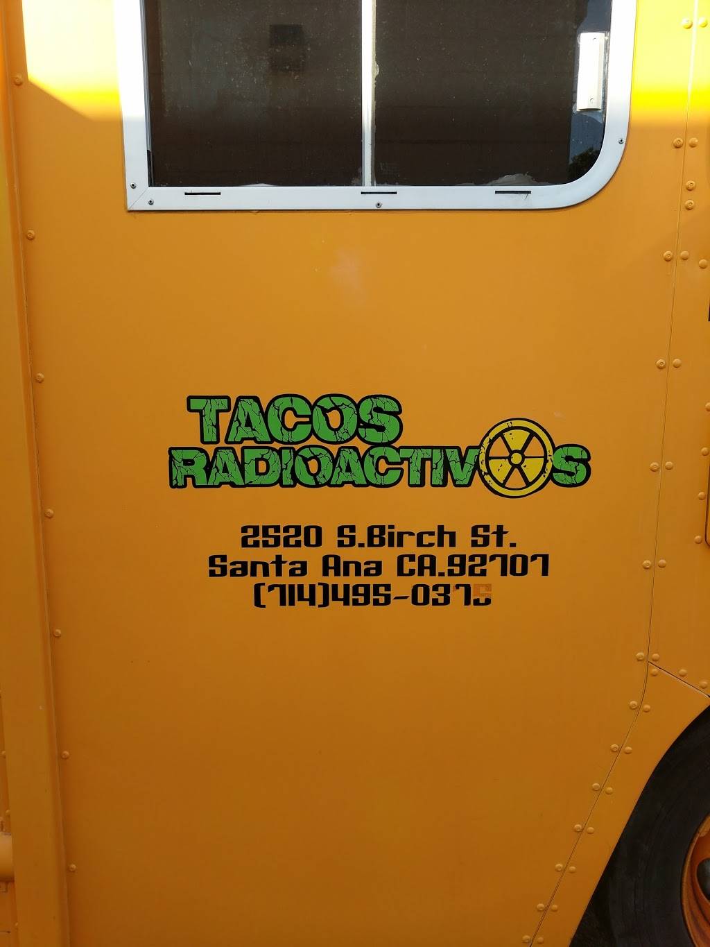 Tacos Radioactivos | restaurant | 101 E 15th St, Santa Ana, CA 92701, USA | 7146502777 OR +1 714-650-2777