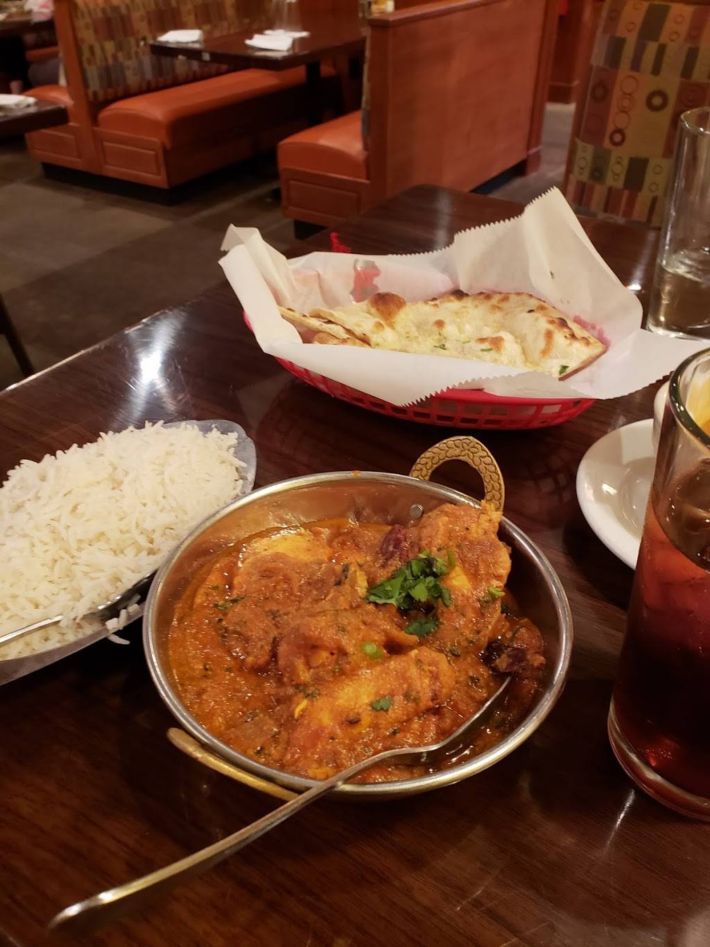 Amaravati Indian Royal Cuisine | restaurant | 2501 Village Green Pl, Champaign, IL 61822, USA | 2179541012 OR +1 217-954-1012