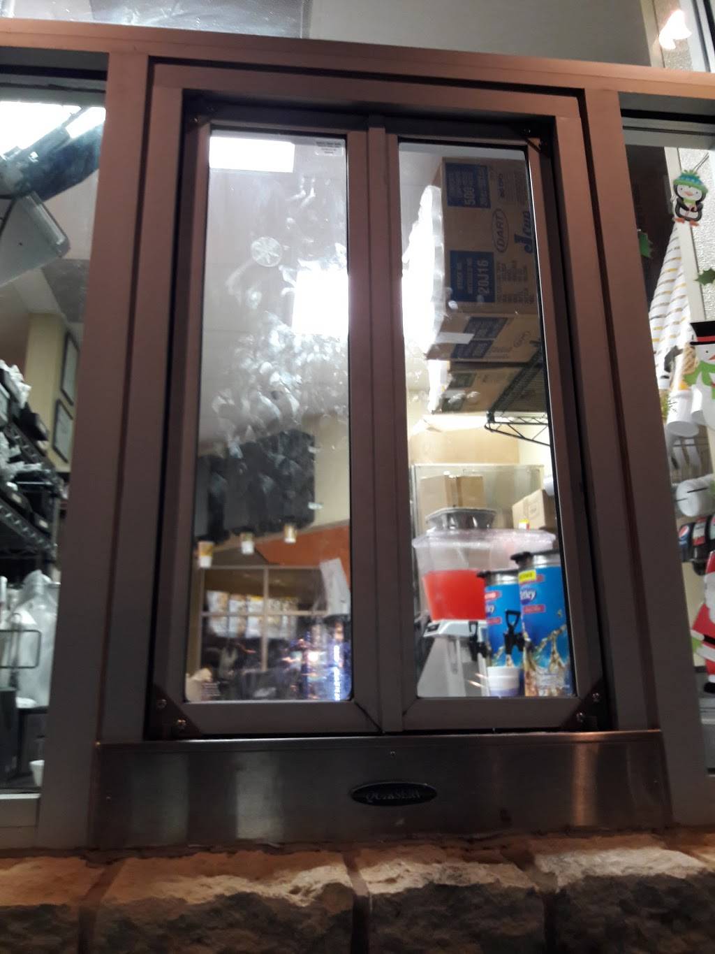 Golden Chick | meal takeaway | 11301 Westmark Dr, Yukon, OK 73099, USA | 4055776877 OR +1 405-577-6877