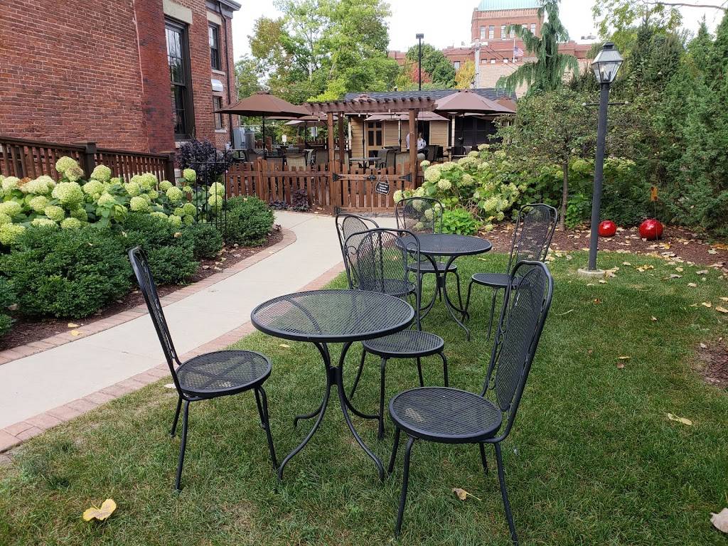 The Patten House Restaurant | restaurant | 124 S 2nd St, Geneva, IL 60134, USA | 6304925040 OR +1 630-492-5040