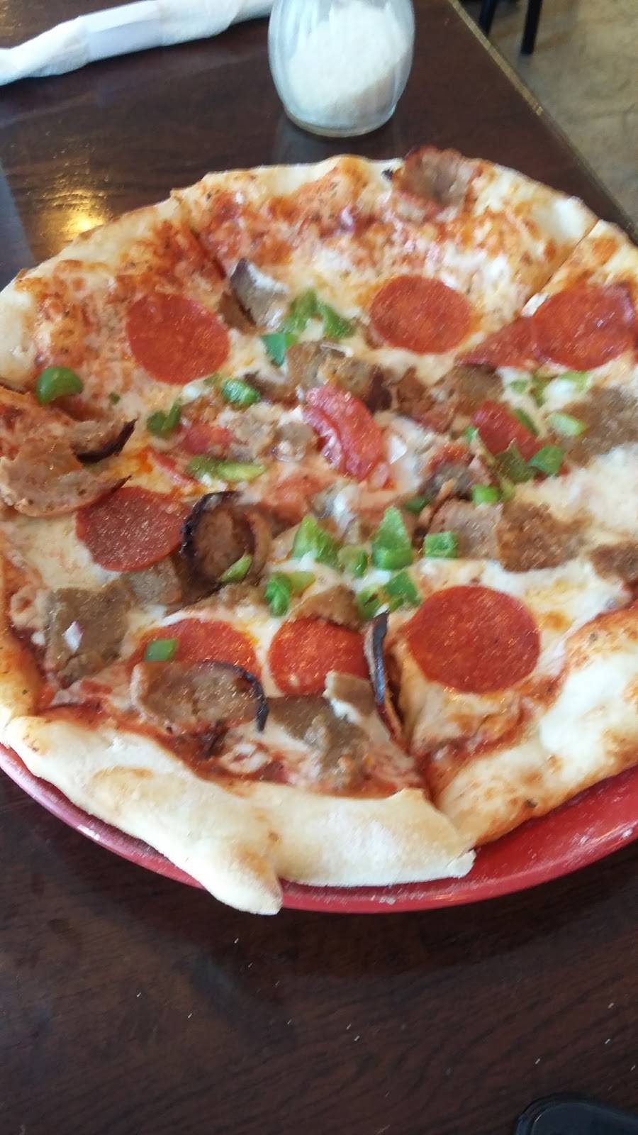 Santinos Pizza & More | restaurant | 205 S Topsail Dr, Surf City, NC 28445, USA | 9105412759 OR +1 910-541-2759