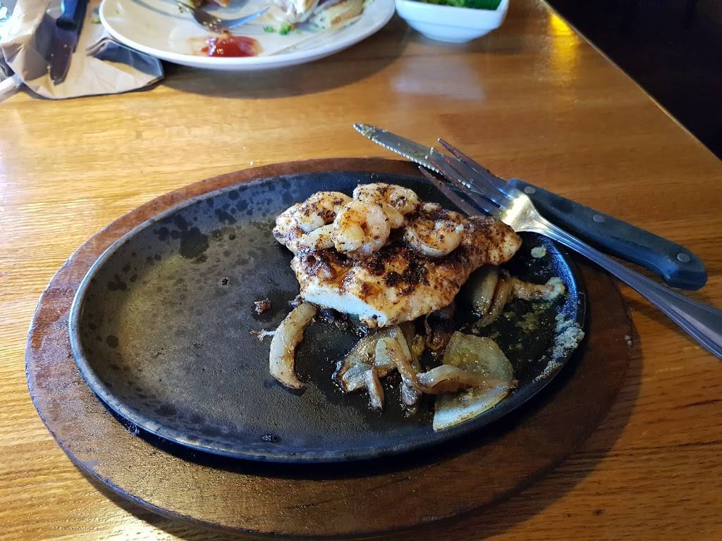 Applebees Grill + Bar | restaurant | 6871 Pearl Rd, Middleburg Heights, OH 44130, USA | 4408458900 OR +1 440-845-8900