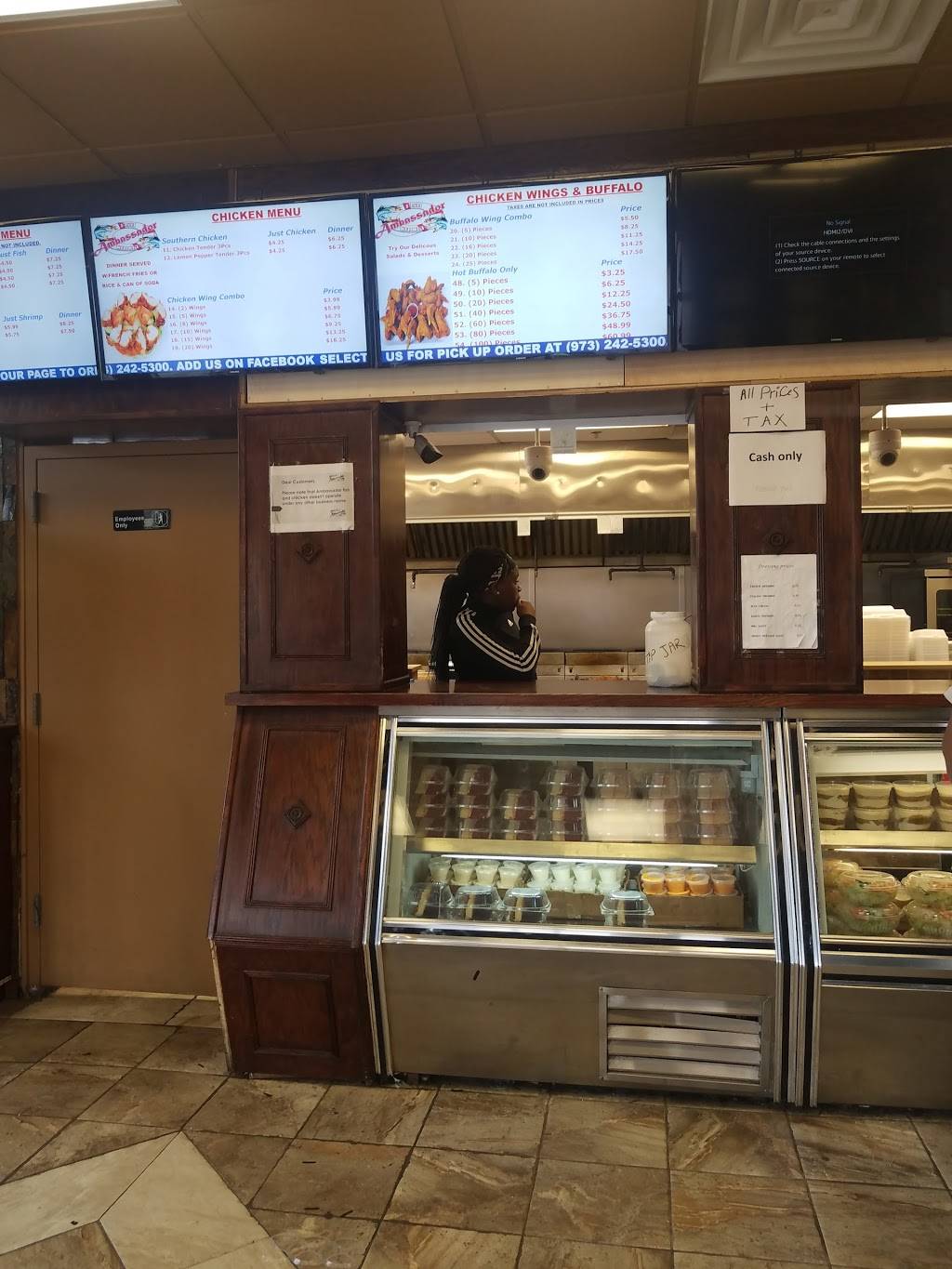 Ambassador Fish & Chicken | restaurant | 362 S Orange Ave, Newark, NJ 07103, USA | 9732425300 OR +1 973-242-5300