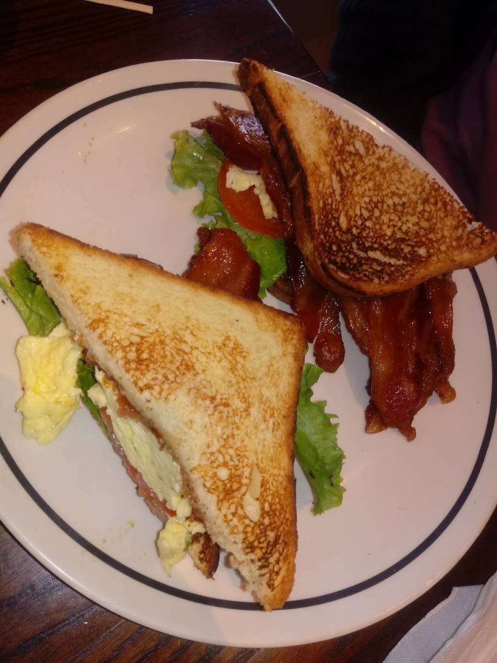 Corner Bakery Cafe | bakery | 4776 Commons Way b1, Calabasas, CA 91302, USA | 8188767340 OR +1 818-876-7340