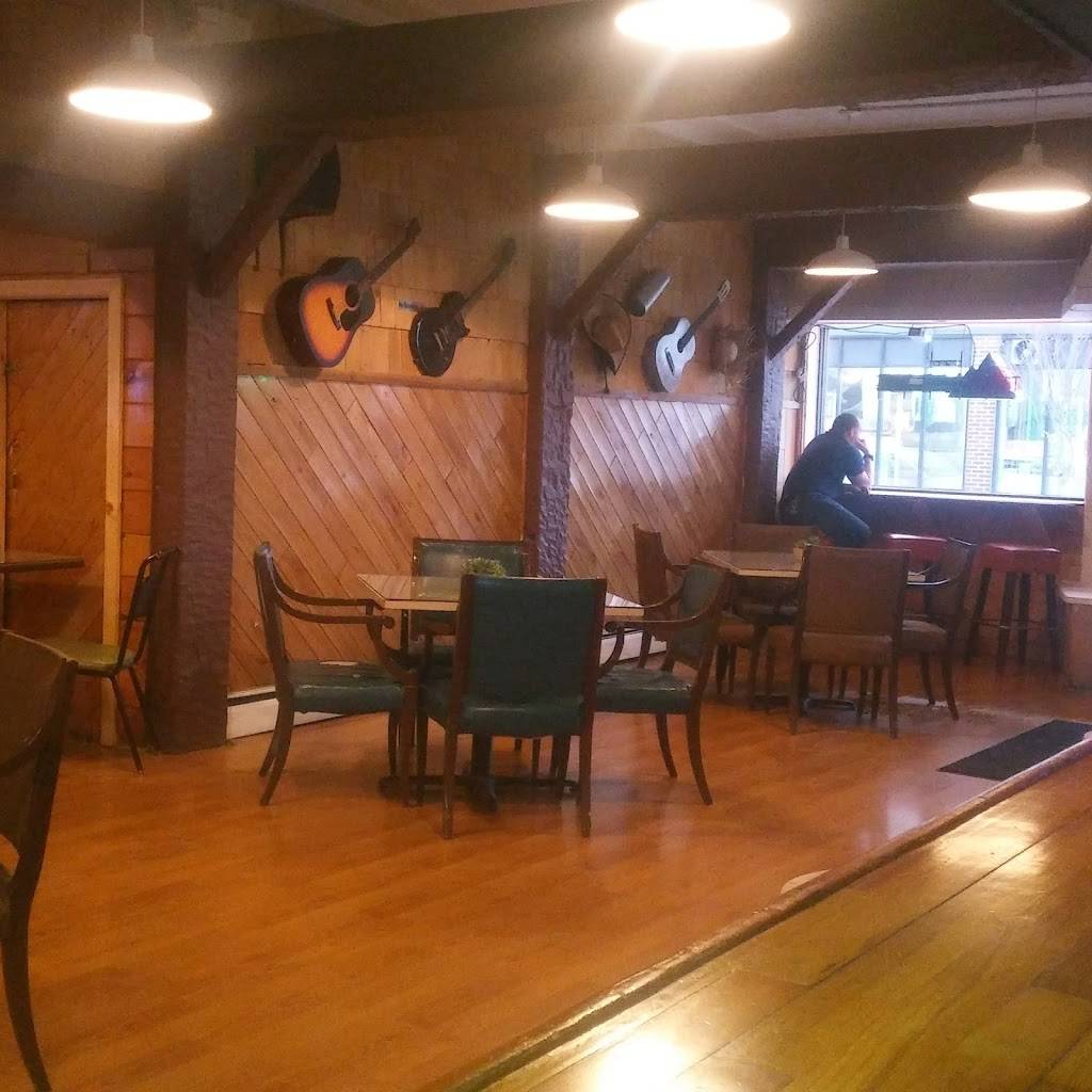 Makao Family Restaurant | restaurant | 181 Millbury St, Worcester, MA 01610, USA | 5087673306 OR +1 508-767-3306