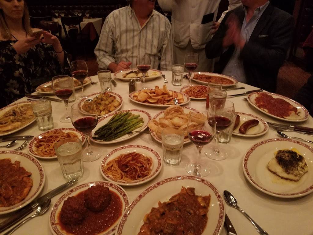 Gene & Georgetti - Rosemont | restaurant | 9421 W Higgins Rd, Rosemont, IL 60018, USA | 8476533300 OR +1 847-653-3300