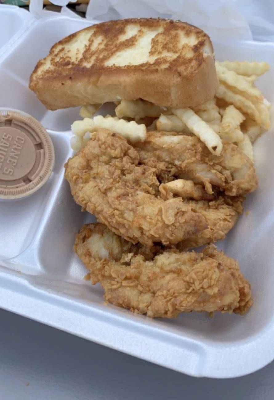 Raising Canes Chicken Fingers | restaurant | 450 Boardman Poland Rd, Youngstown, OH 44512, USA | 2342286364 OR +1 234-228-6364