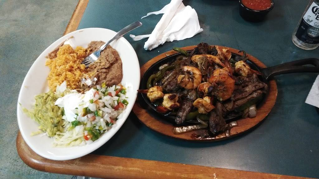 El Langostino Azul | restaurant | 718 W Centerville Rd, Garland, TX 75043, USA | 9726980884 OR +1 972-698-0884