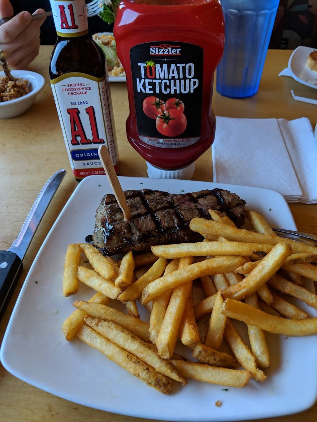 Sizzler | restaurant | 10471 Los Alamitos Blvd, Los Alamitos, CA 90720, USA | 5625984497 OR +1 562-598-4497