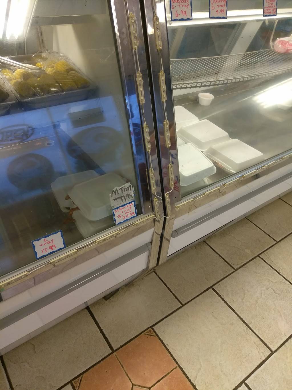 CJs Crab House | restaurant | 5890 Norwood Ave, Jacksonville, FL 32208, USA | 9047686744 OR +1 904-768-6744