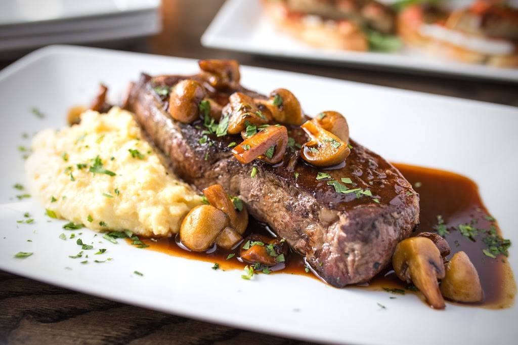 Sals Trattoria | restaurant | 2834 N Southport Ave, Chicago, IL 60657, USA | 7738571401 OR +1 773-857-1401